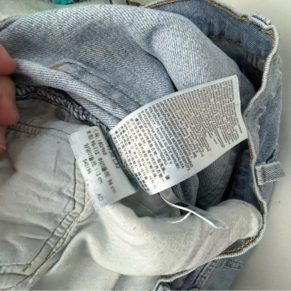Levi's 505 Light Blue Straight Jeans Timeless‎ Style 38X32 Men's